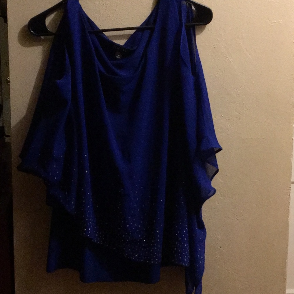 Blue women’s top